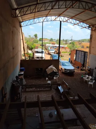 Barracão a venda com casa e suíte