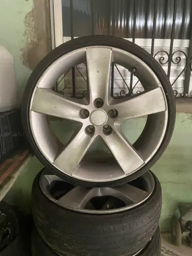 Roda aro 18