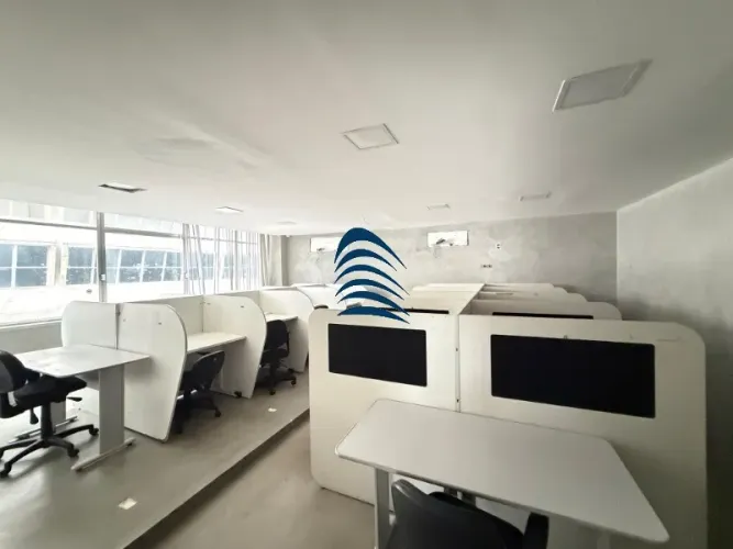 Andar Corporativo à Venda com 339 m² no Comércio | 6 Salas Integradas | Planta Flexível |