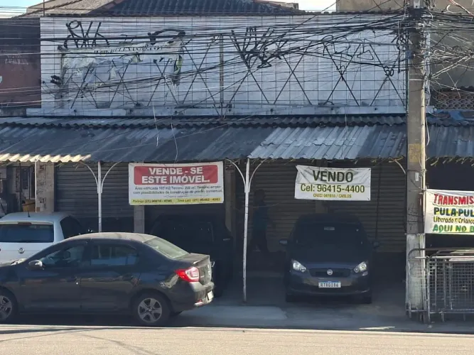 Vende loja comercial.
