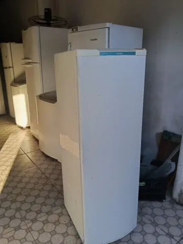 Geladeira palito