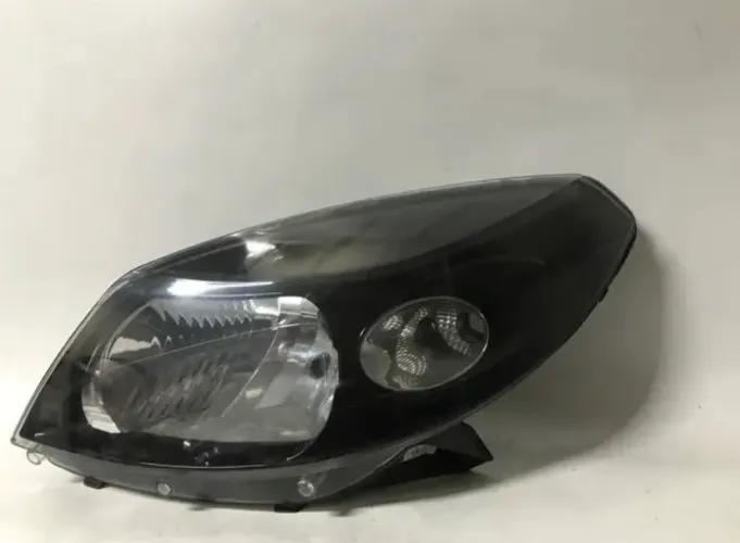 Farol Sandero mascara negra 07/11