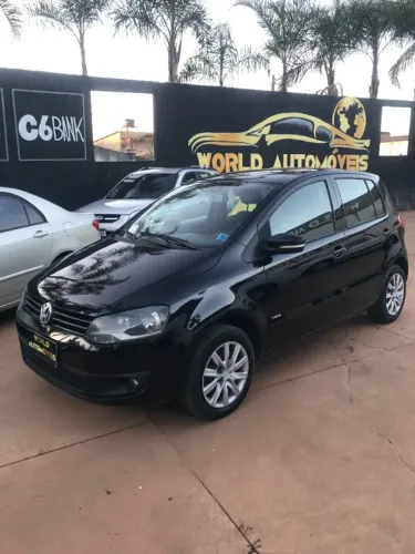 Volkswagen Fox 1.0 MI Total Flex 8V 5P 2013