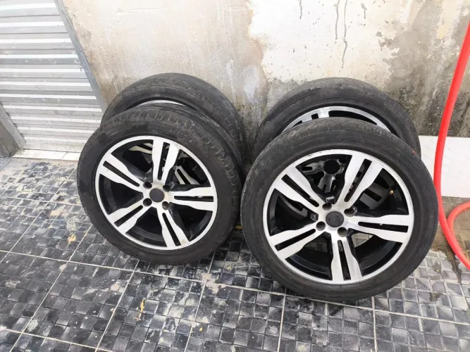 Troco Rodas aro 17 diamantadas por aro 14 