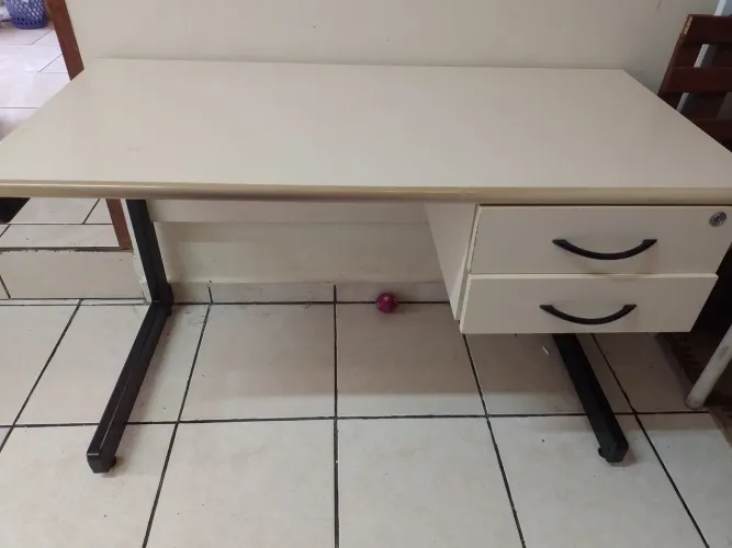 Mesa de escritório 