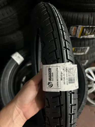 01 pneu dianteiro 80/100R18 maggion(uso SEM CÂMARA)
