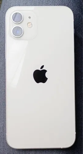iPhone 12 conservadíssimo