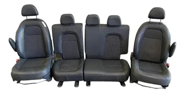 Jogo De Bancos Citroen Air Cross 2011, 12 Preto