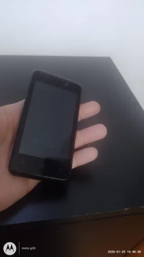  Celular CCE SK412