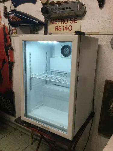 Refrigerador Expositor Metalfrio VB11R