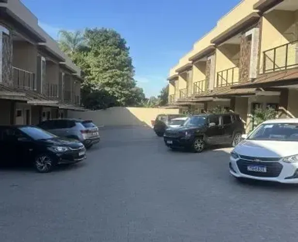 Casa de condomínio para aluguel possui 89 metros quadrados com 2 quartos