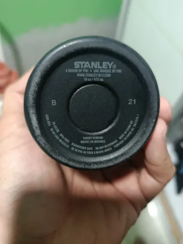 Copo Stanley preto original 