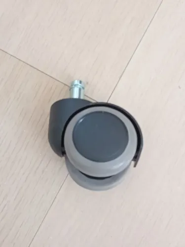 Rodinha para cadeira giratória diâmetro do pino de ferro 1,1cm
