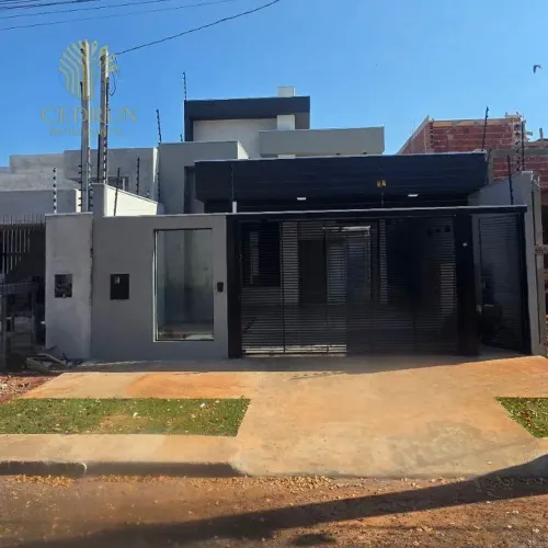 Casa à venda em Maringá, Jardim Oriental, com 3 quartos, 130 m², com piscina aquecida e al