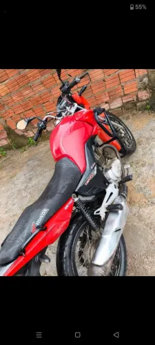 Vendo moto no ponto de transferência