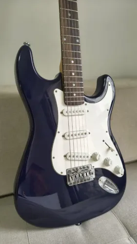 Guitarra Stratocaster Shelter California Standard