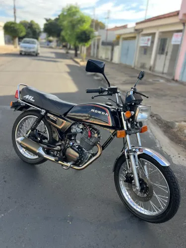 Honda ML 125 1886