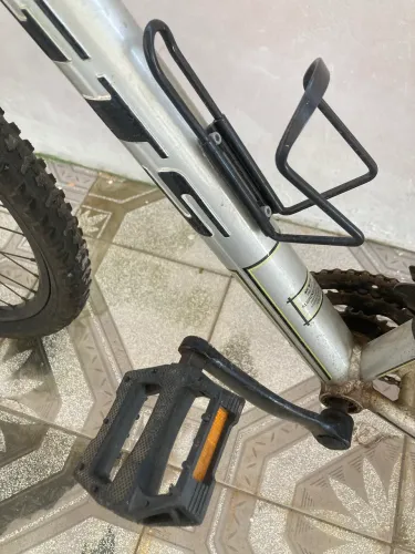 Bicicleta GTS em boas condições