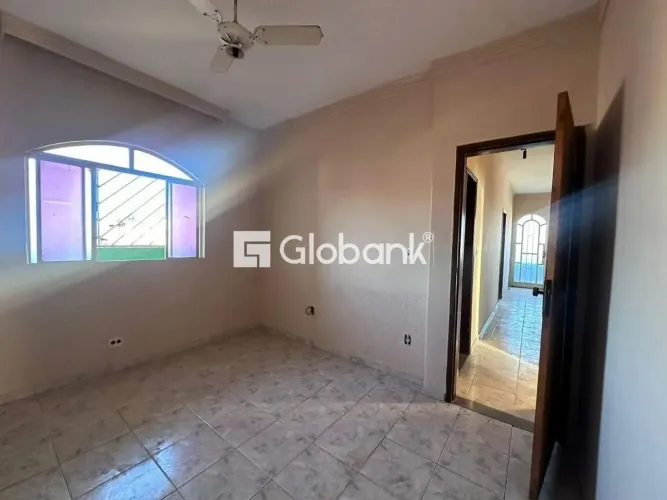 Cobertura à venda bairro Alto São João em Montes Claros MG