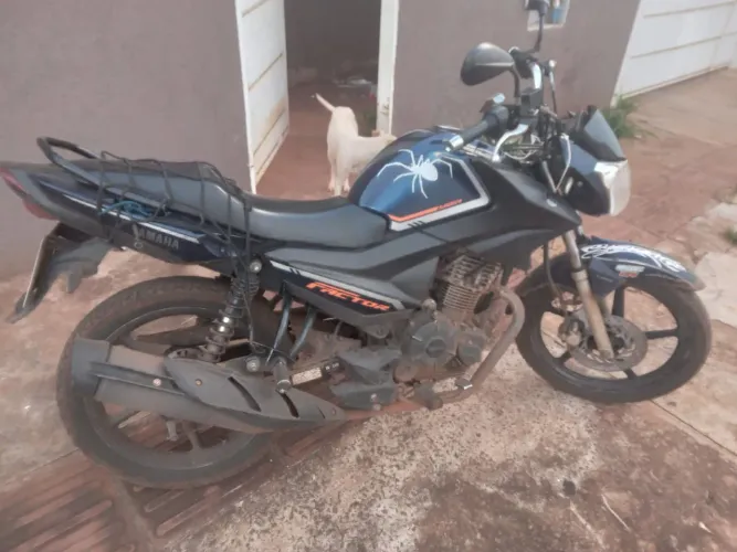 Vendo factor 150 azul 2024