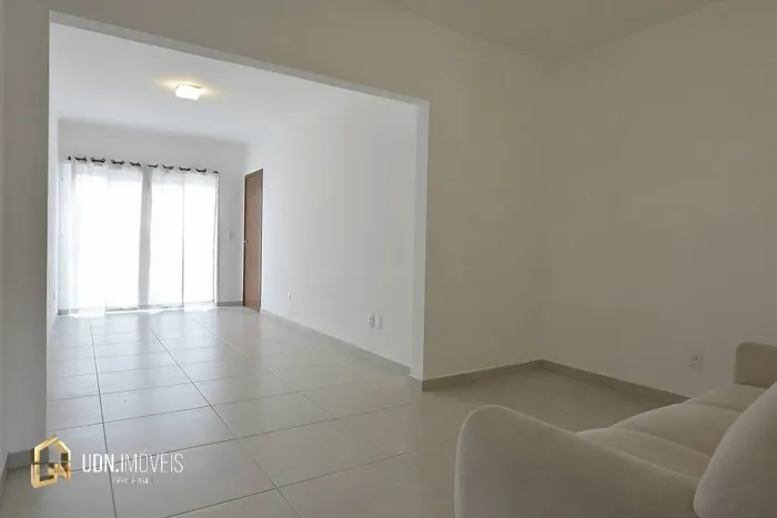 Apartamento semi mobiliado para locação no bairro Água Verde em Blumenau/SC