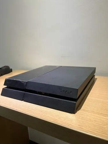 ? PS4 FAT COMPLETO + CONTROLE ORIGINAL + GTA 5