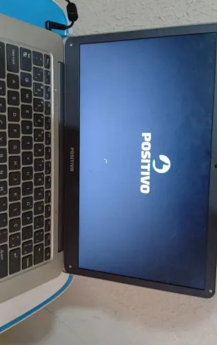 Notebook positivo funcionando ok 330$ leva hoje