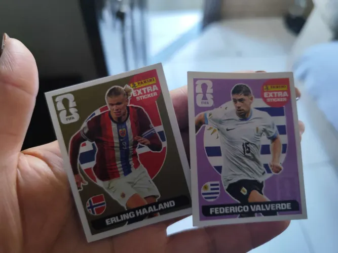 Figurinhas Legend Gold