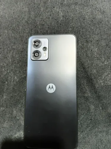 Vendo celular tem que trocar a bateria dele