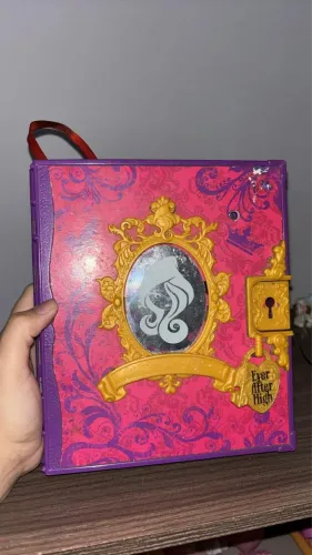Diário Ever after high