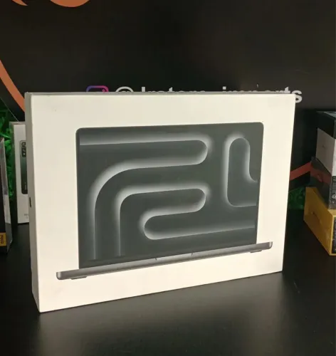 MacBook Pro M5 16GB/ 512SSD