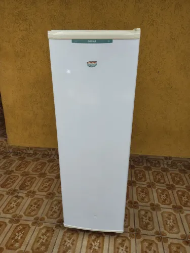Freezer vertical Consul