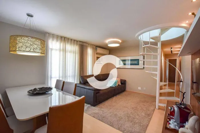 Cobertura com 3 dormitórios à venda, 200 m² por R$ 998.000,00 - Icaraí - Niterói/RJ