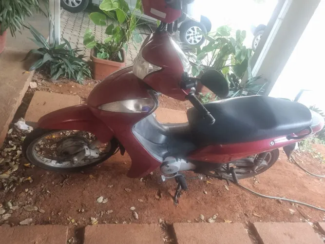 Biz 125 2015 vermelho