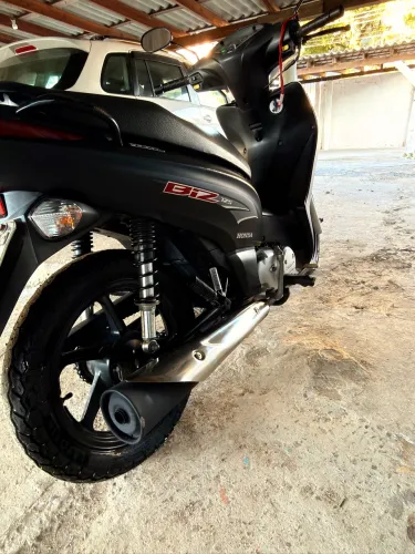 Honda Biz 125 EX/Flex