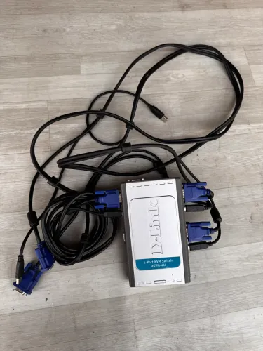 Switch KVM D-link