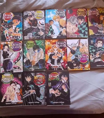 Lote Mangá Demon Slayer Vols 1 ao 13 + Brindes Oficiais Panini