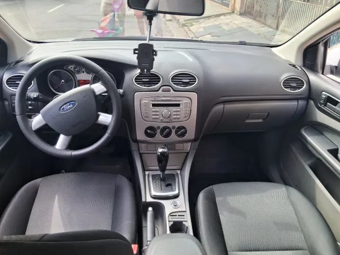 Ford Focus 2.0 16v/se/se Plus Flex 5P Aut. 2013