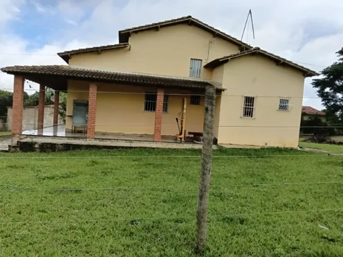 Sítio Mobiliado à venda - 4.000m² - Completo com Closet