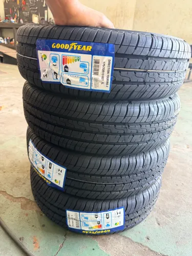 Pneu aro 13"  175/70/13 Goodyear 
