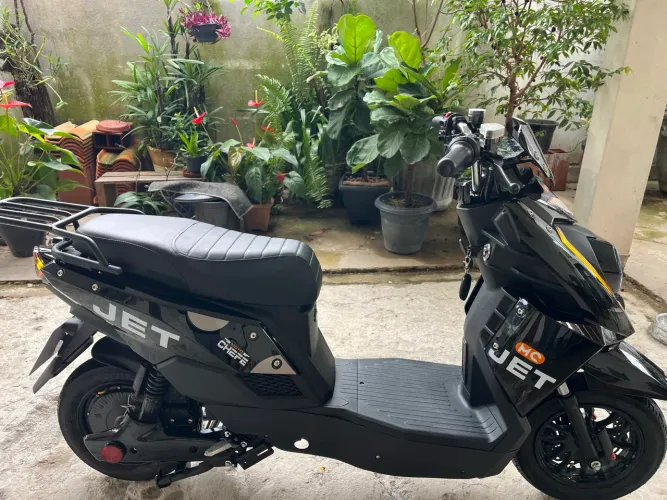 SCOOTER JET 1000w ( coloquei honda pois não tem opção moto eletrica)