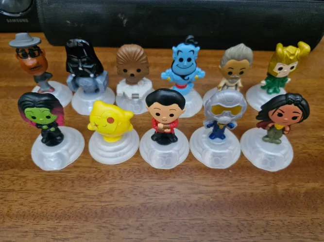 Miniaturas 100 Disney - 10 cada personagem disney