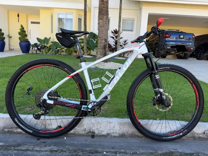 Bike bicicleta Caloi elite carbon racing
