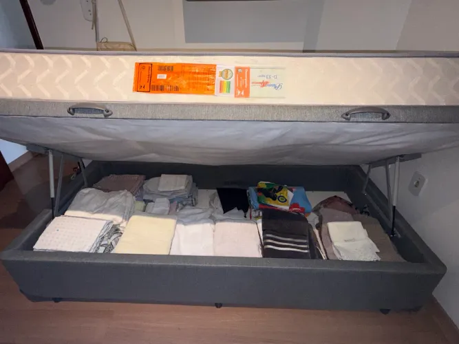 Cama baú de solteiro e/ou colchão