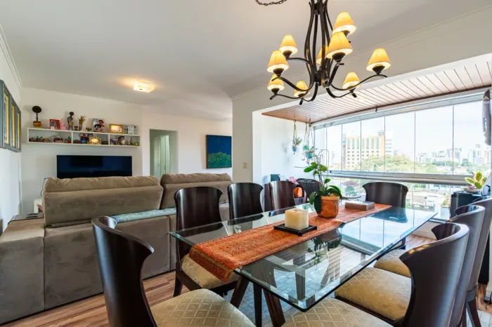 Apartamento para venda em Indianópolis com 2 quartos, sendo 2 suítes, 93m²