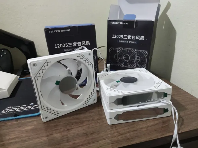 2 Kits com 3 Ventoinhas Teucer Prism12025 ARGB brancas