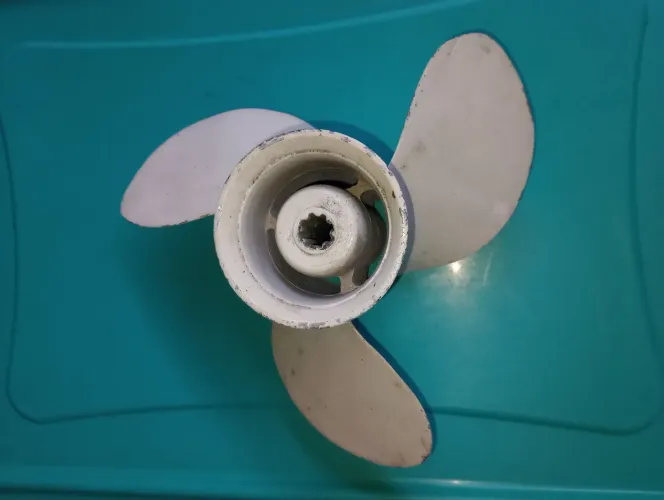 Hélice motor de popa 15 hp
