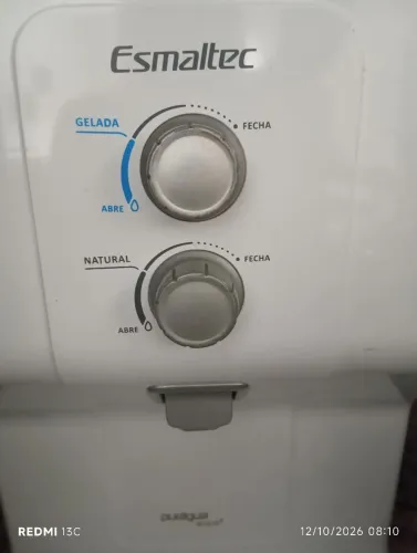 Vendo purificador de água Esmaltec àgua gelada e natural R$ 300,00