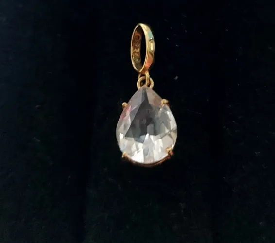 Pingente Vivara Original Gota em Ouro amarelo 18k e Quartzo incolor.