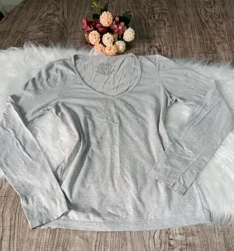 Blusas vários modelos e tamanhos 